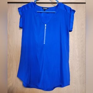 Express V-neck Shirt Bundle